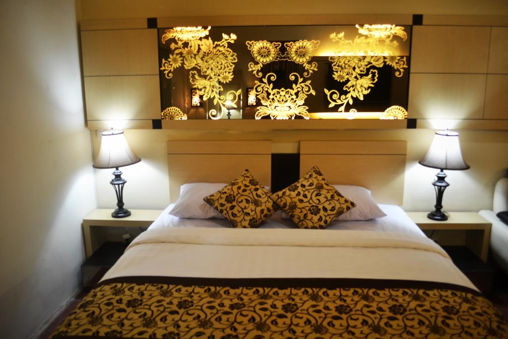 Srikandi Guesthouse Маланг Номер фото