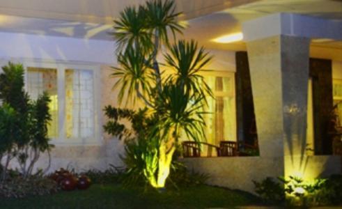 Srikandi Guesthouse Маланг Экстерьер фото